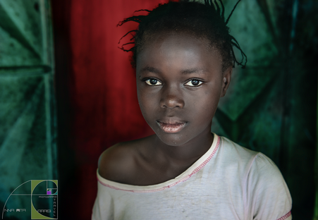 bambina africana Senegal.png